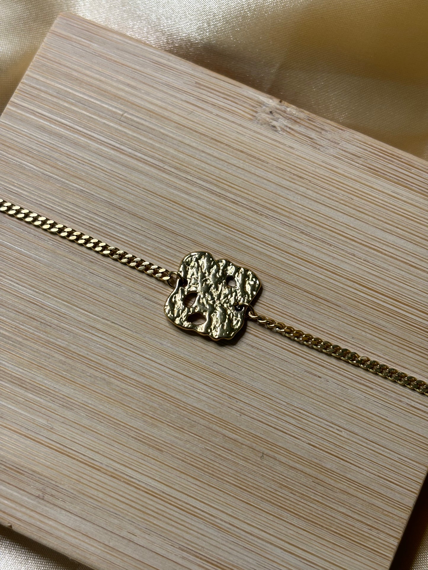 Bracelet pépite d'or doré plate