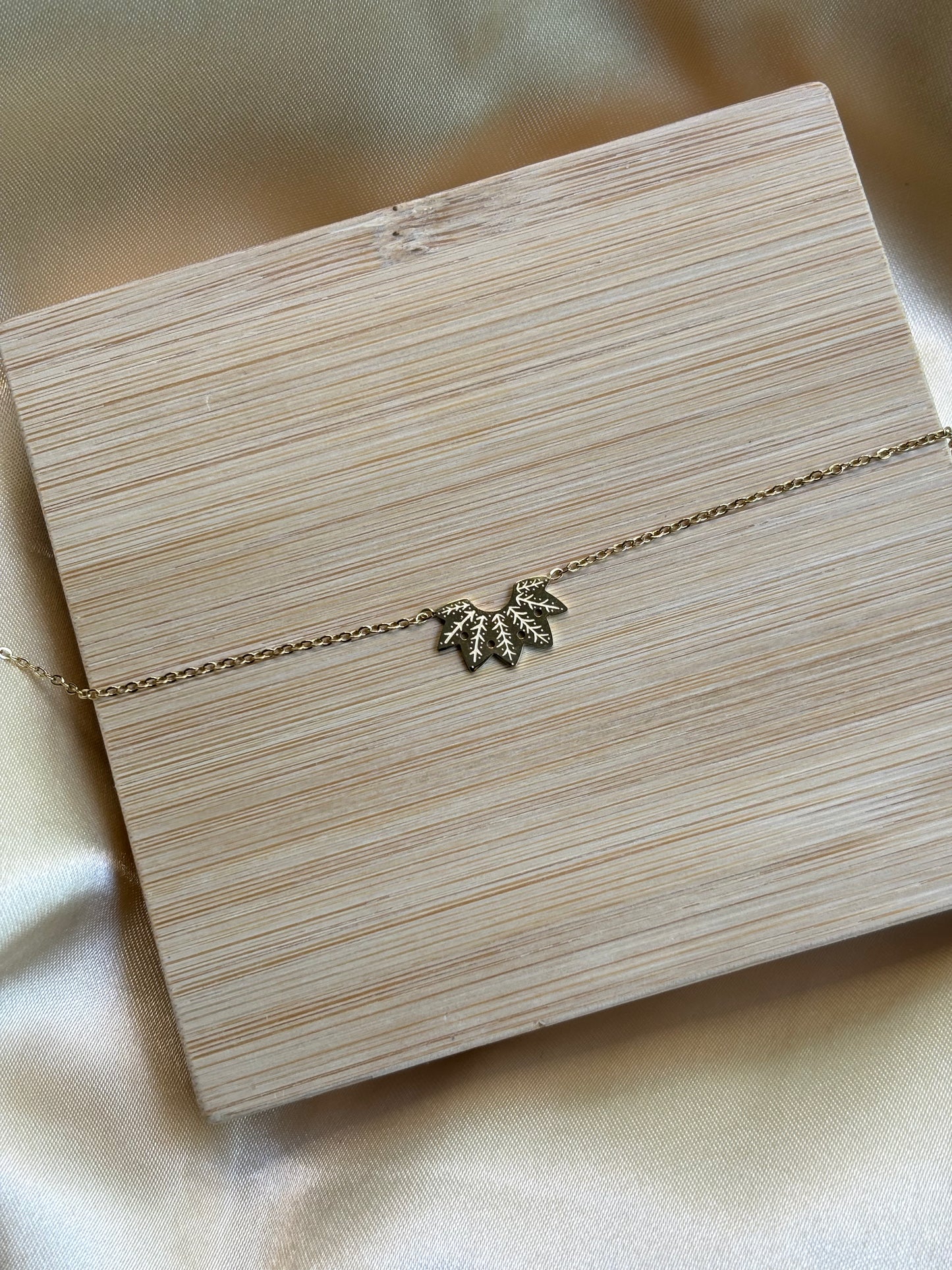 Bracelet arc de fleur