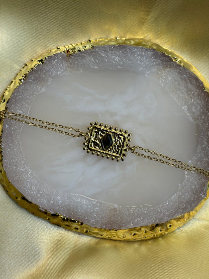 Bracelet plaque doré