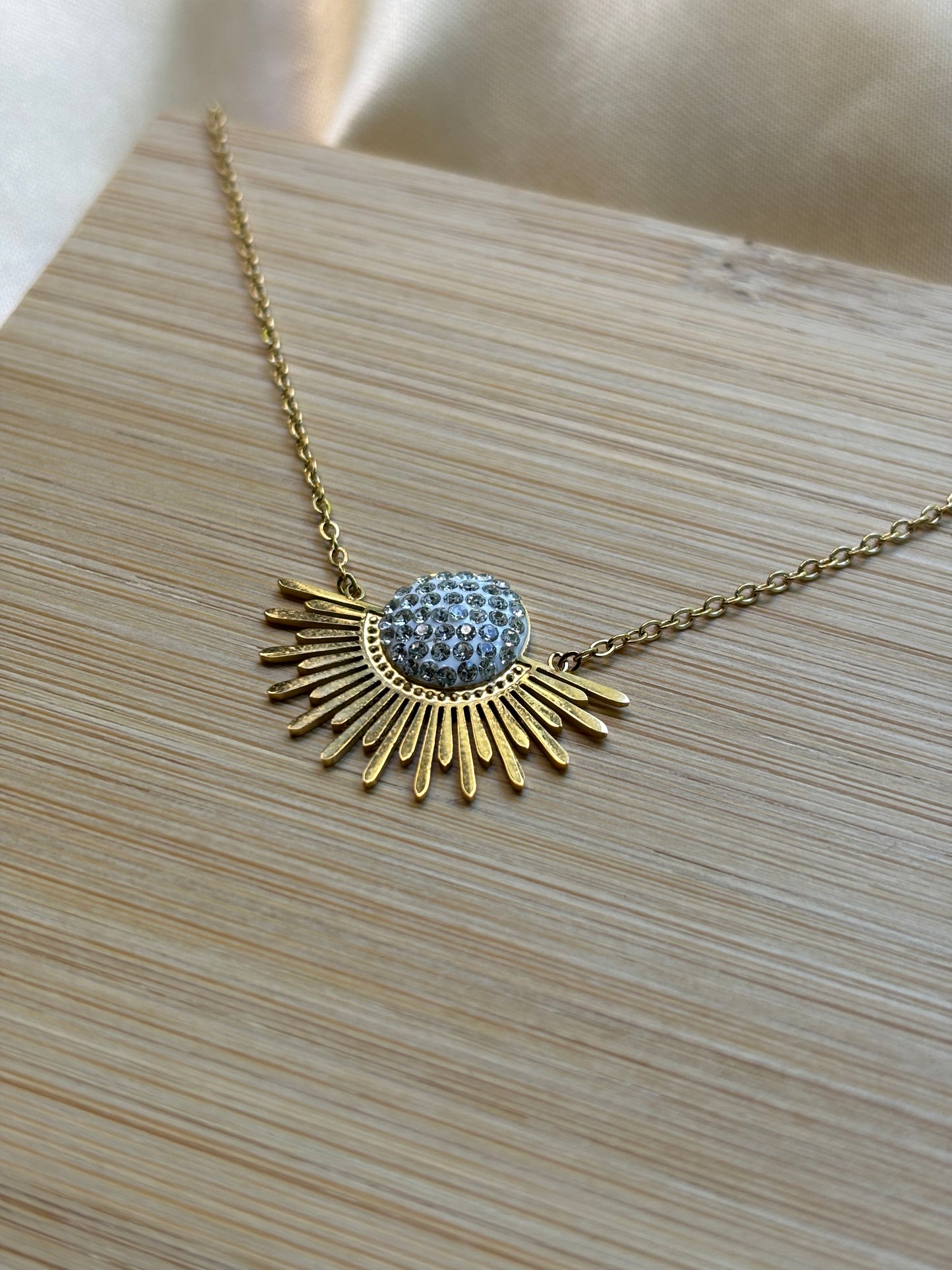 Chaine arc ensoleillé