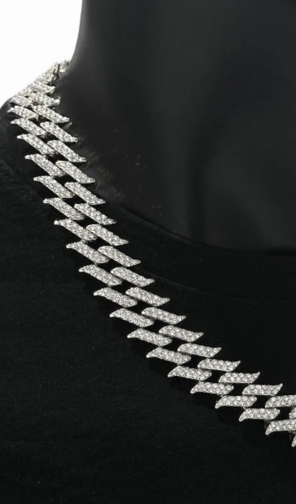 Chaîne cuban link pavé de diamants