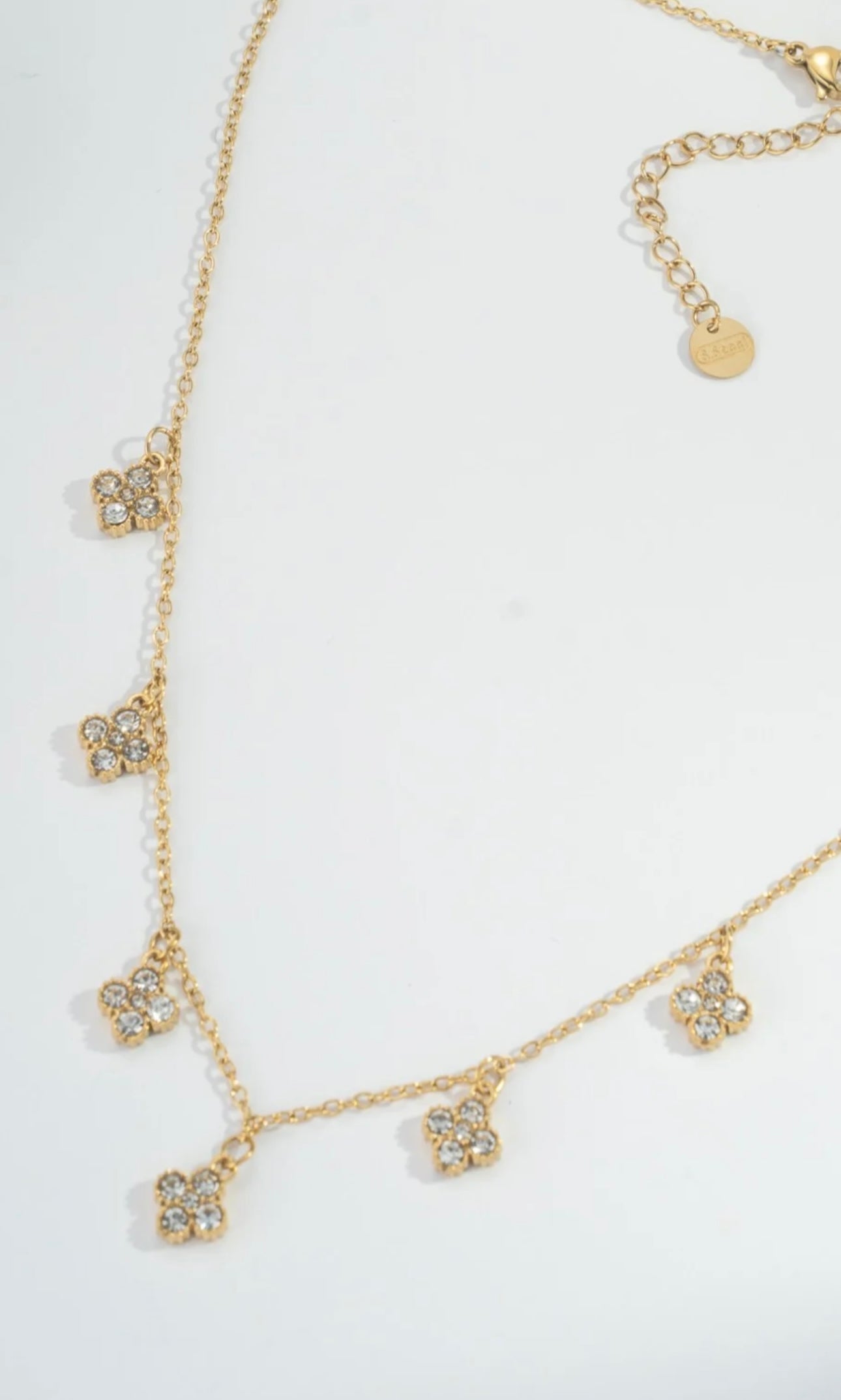 Collier Doré à Petites Fleurs en Cristaux